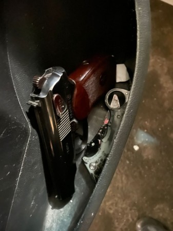 Bakıda "Chevrolet"dən "Makarov" götürüldü - FOTOLAR